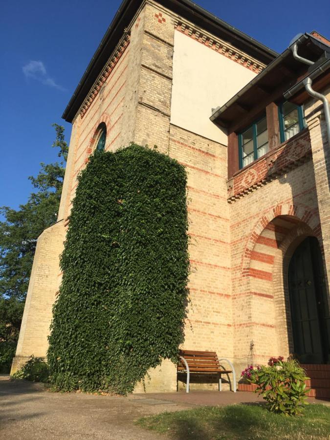„Rentmeisterhaus Basedow“ Basedow  Exteriör bild