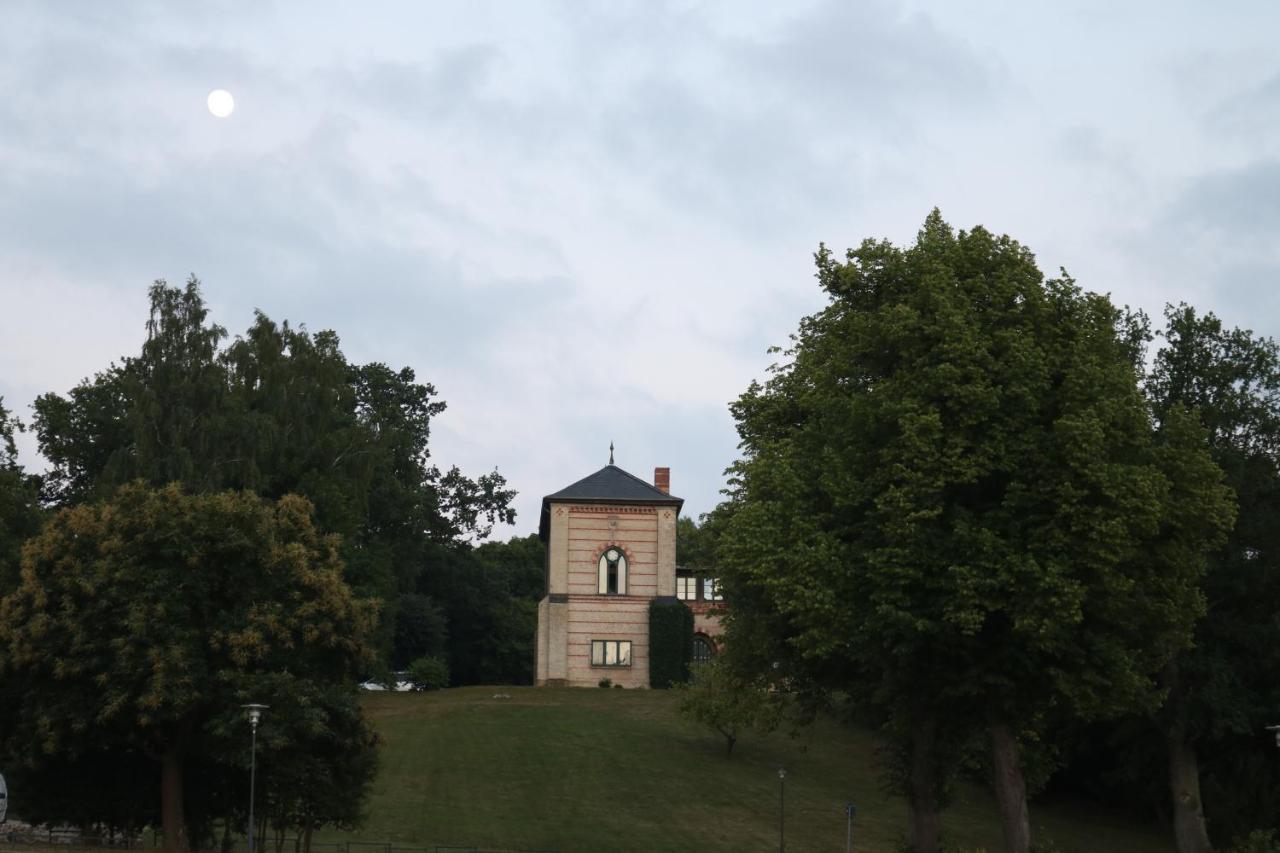 „Rentmeisterhaus Basedow“ Basedow  Exteriör bild
